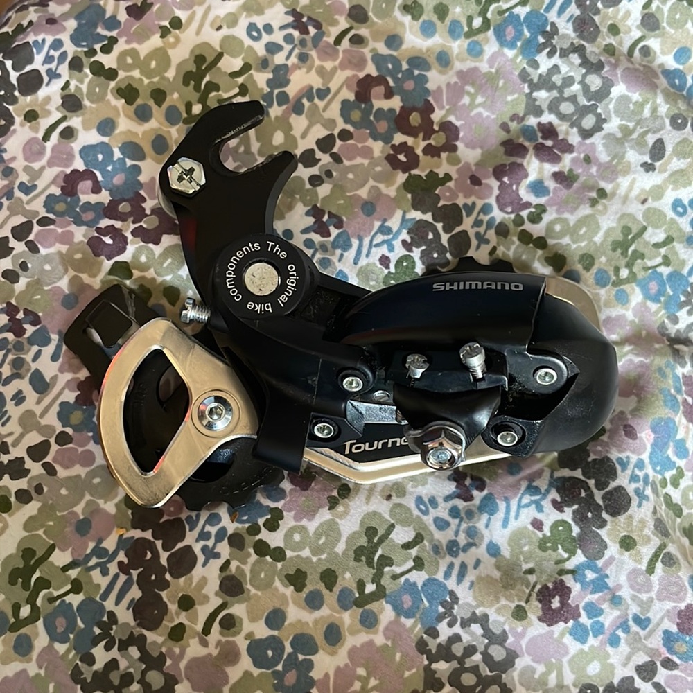 Shimano TourneyTX derailleur